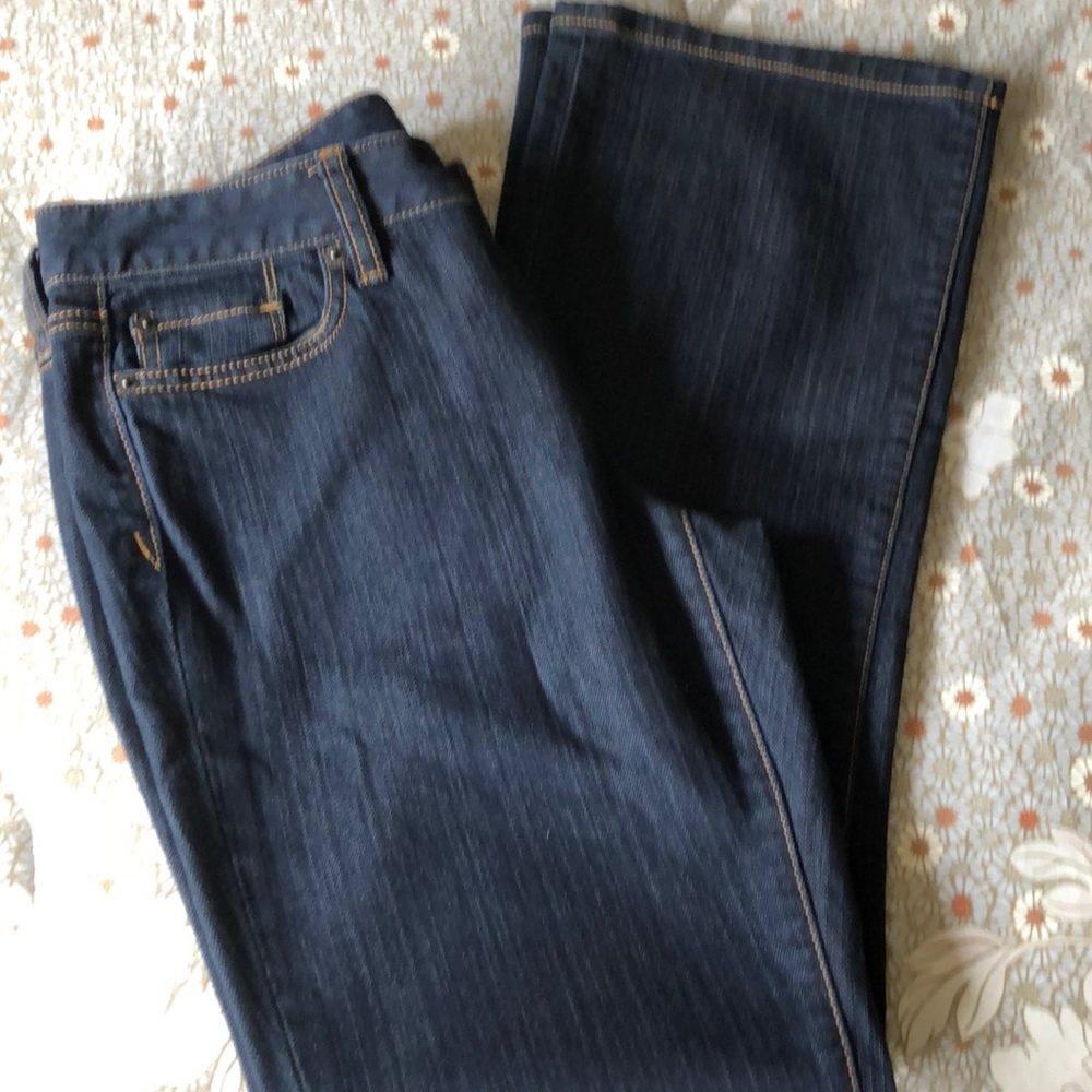 Ann Taylor Loft curvy bootcut jeans